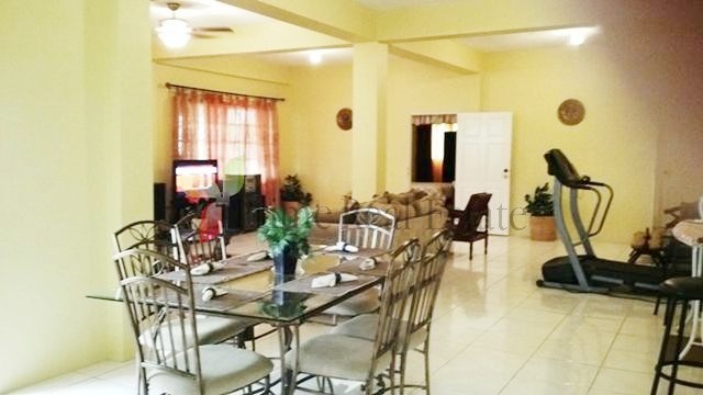 Property For Rent: One Bedroom Apartment Gunn Hill REFABLR173