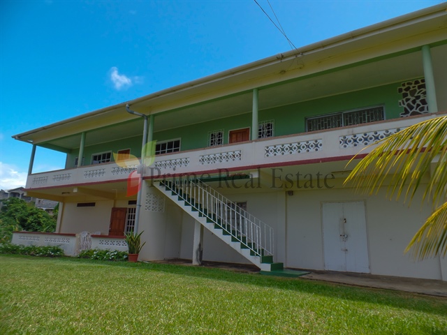 Property For Rent: Property For Rent Garden Court Apartment Richmond Hill Kingstown RefOVPR313