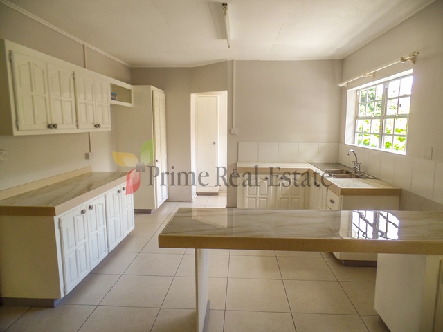 Property For Rent: Property For Rent Garden Court Apartment Richmond Hill Kingstown RefOVPR313