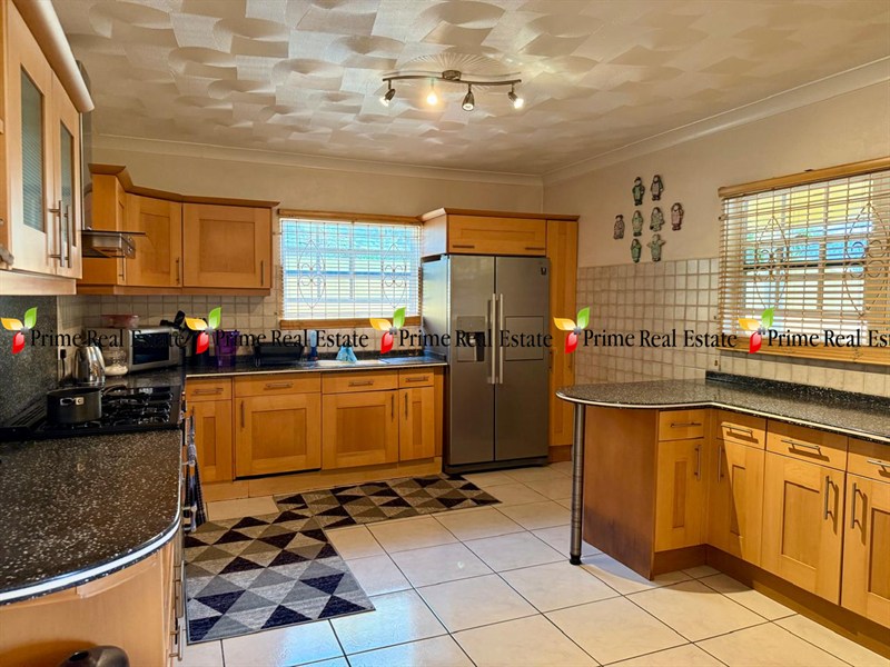 Property For Sale: Jonelle House For Sale Fountain Ref403PNPF